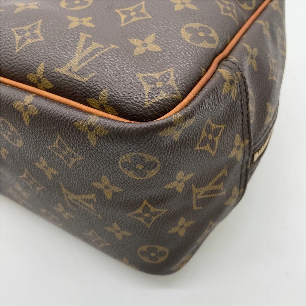 Louis Vuitton Deauville Bag - Picture 9 of 14